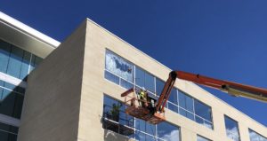 Construction Cleaning_Exterior Window Cleaning