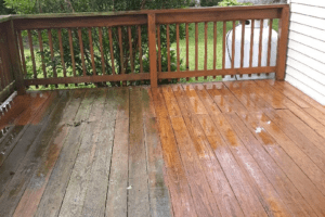 Deck Pressure Washing_Before and After